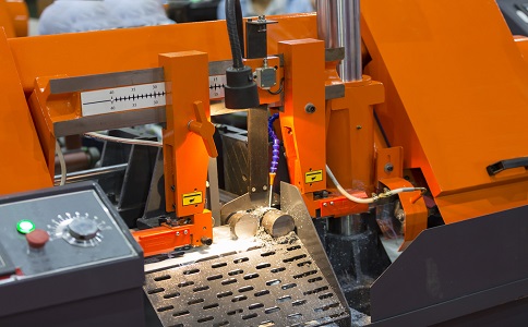 德兴龙门带锯床具备哪些优点？